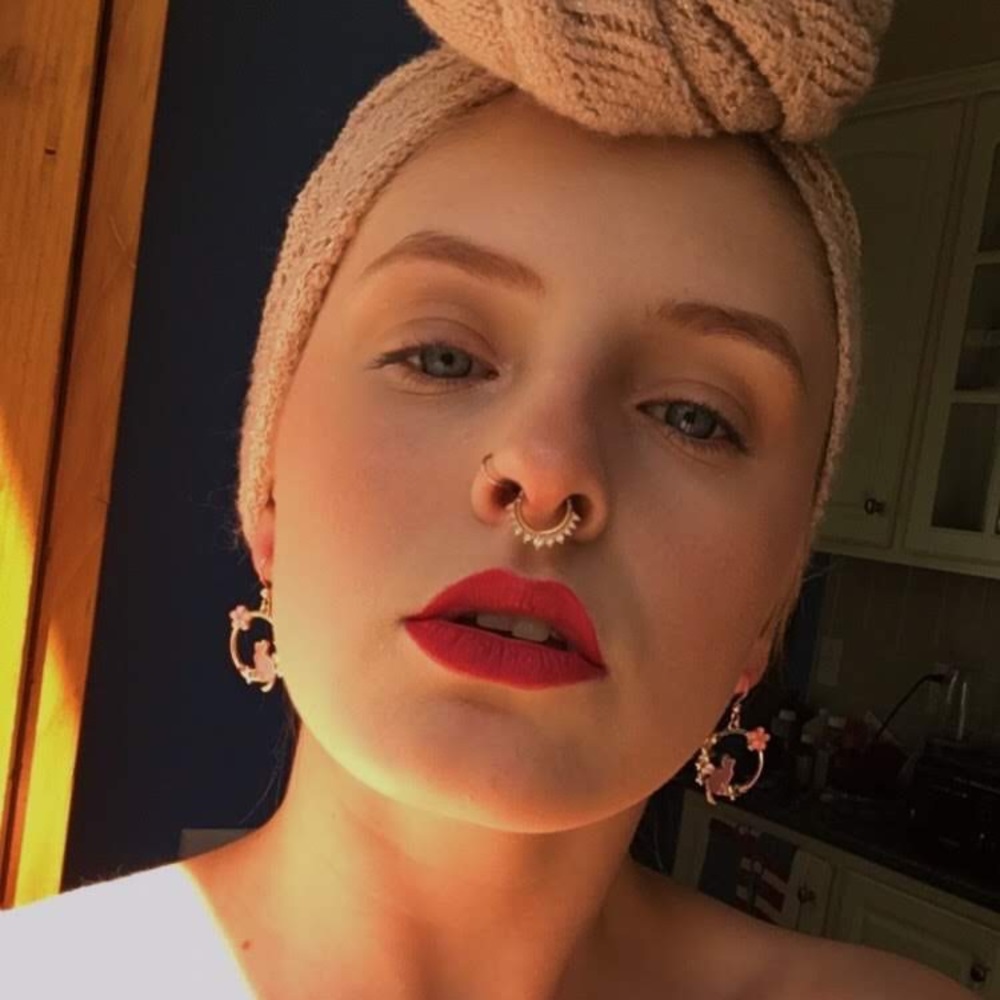 Meet your Posher, Trippin'